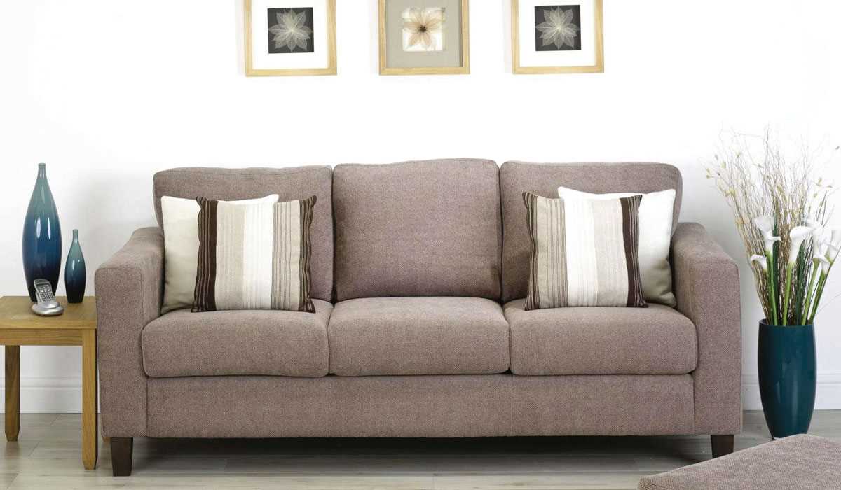 modernus virtuvės dizainas su sofa